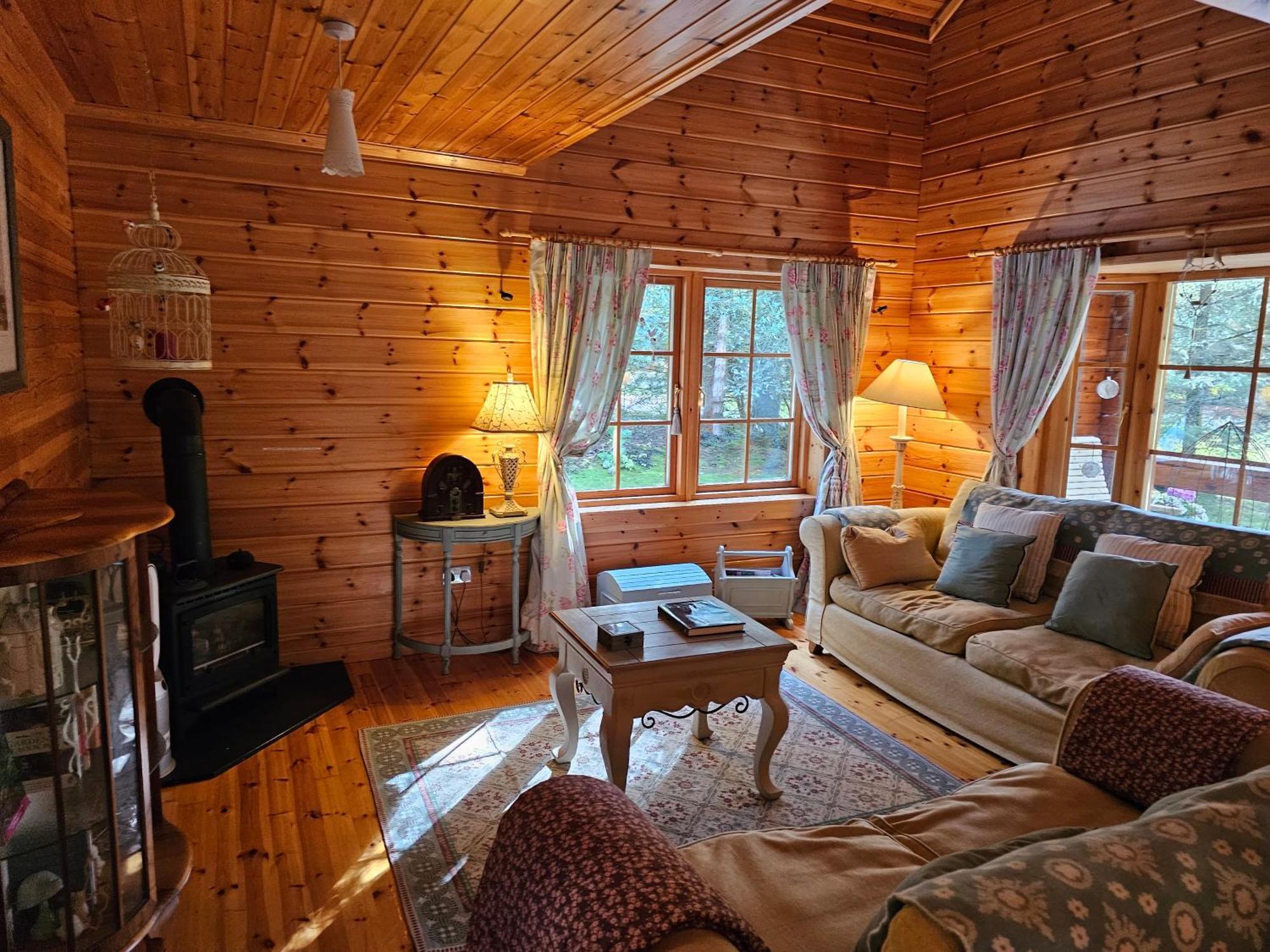 Forest Lodge Log Cabin - Ireland Балліконнелл Екстер'єр фото